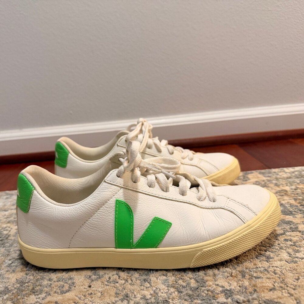 Veja Esplar Leather Sneakers